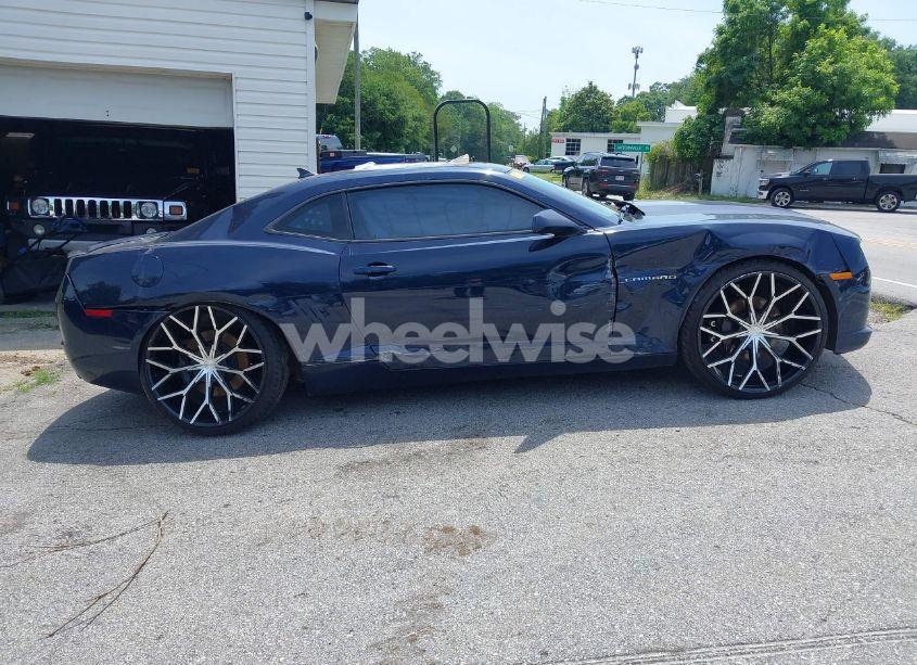 Photo 14 of 2010 Chevrolet Camaro 2SS (VIN 2G1FK1EJ9A9225884)