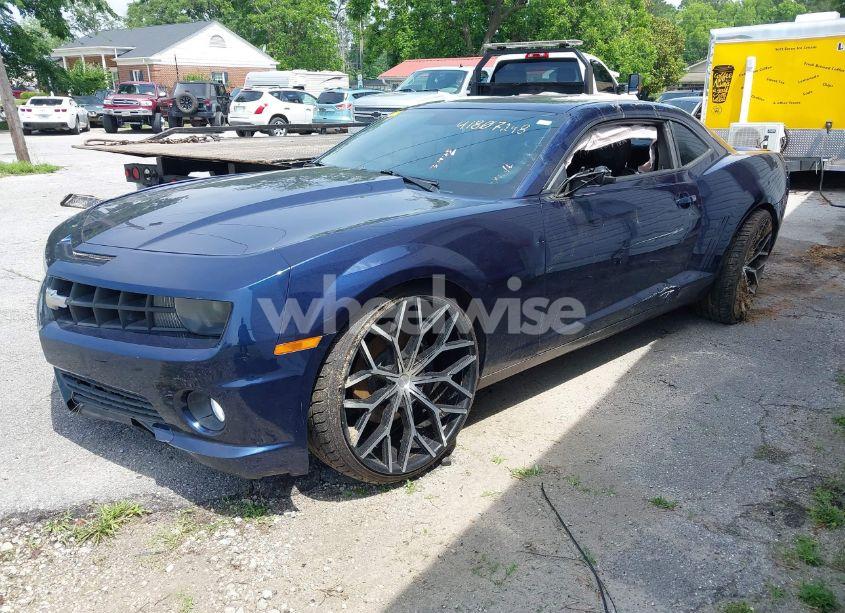 Photo 2 of 2010 Chevrolet Camaro 2SS (VIN 2G1FK1EJ9A9225884)