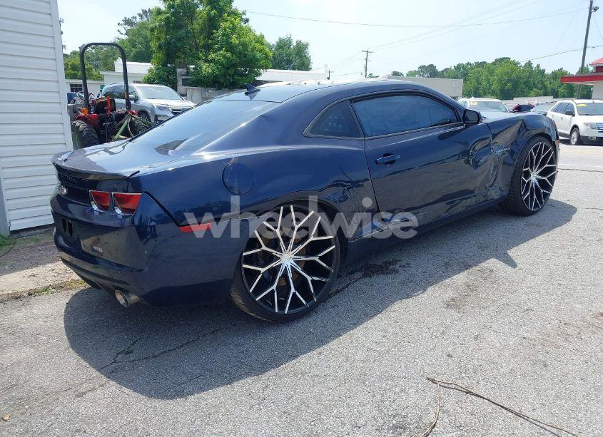 Photo 4 of 2010 Chevrolet Camaro 2SS (VIN 2G1FK1EJ9A9225884)