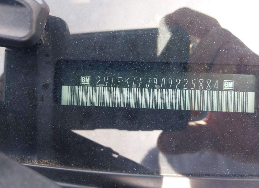 Photo 6 of 2010 Chevrolet Camaro 2SS (VIN 2G1FK1EJ9A9225884)