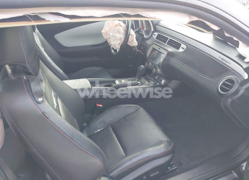 Photo 5 of 2012 Chevrolet Camaro 2SS (VIN 2G1FK1EJ9C9162112)