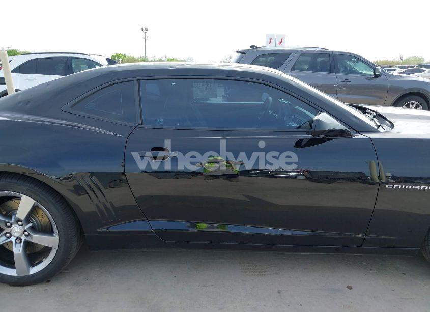 Photo 13 of 2012 Chevrolet Camaro 2SS (VIN 2G1FK1EJ9C9180433)