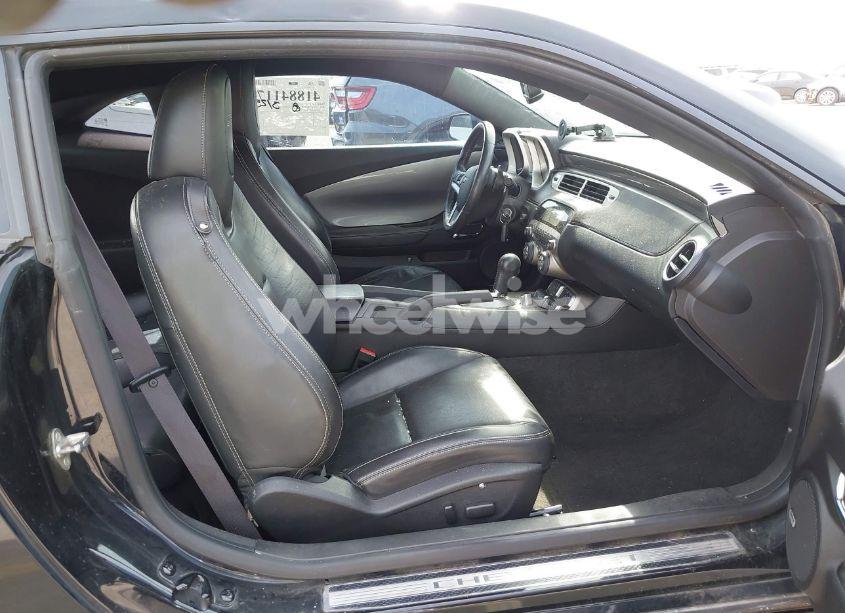 Photo 5 of 2012 Chevrolet Camaro 2SS (VIN 2G1FK1EJ9C9180433)