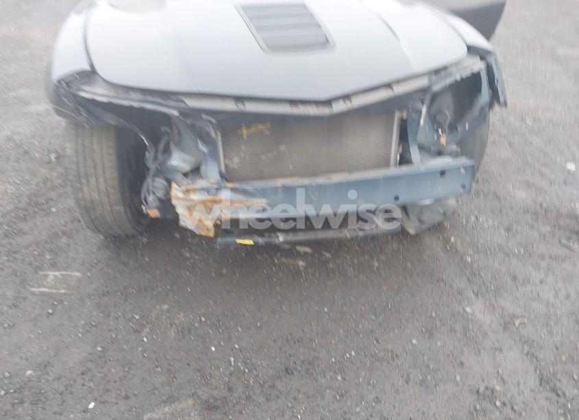 Photo 6 of 2014 Chevrolet Camaro 2SS (VIN 2G1FK1EJ9E9125239)