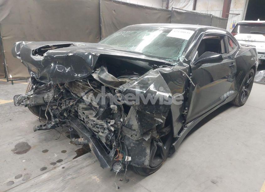 Photo 2 of 2014 Chevrolet Camaro 2SS (VIN 2G1FK1EJ9E9248068)