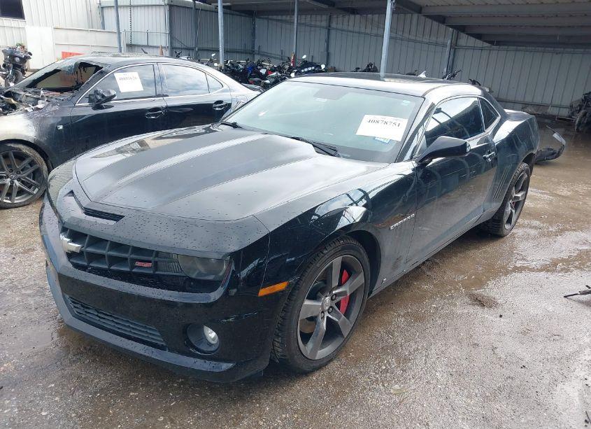 Photo 2 of 2010 Chevrolet Camaro 2SS (VIN 2G1FK1EJXA9127687)