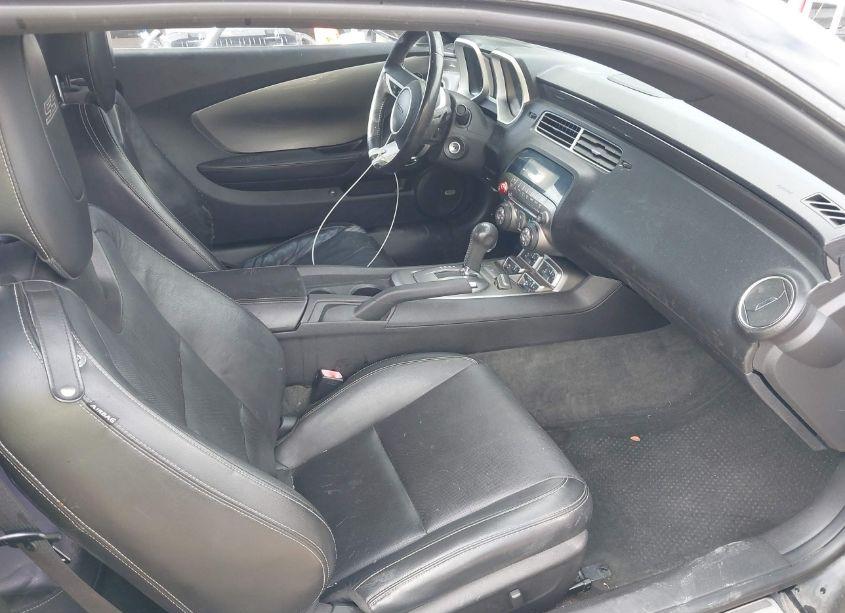 Photo 5 of 2010 Chevrolet Camaro 2SS (VIN 2G1FK1EJXA9127687)