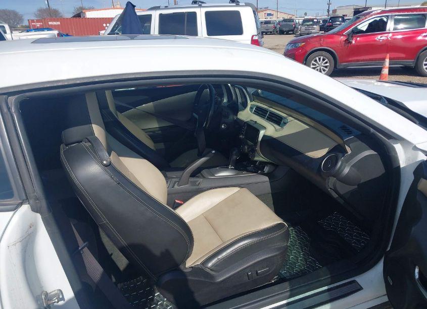 Photo 5 of 2014 Chevrolet Camaro 2SS (VIN 2G1FK1EJXE9146925)