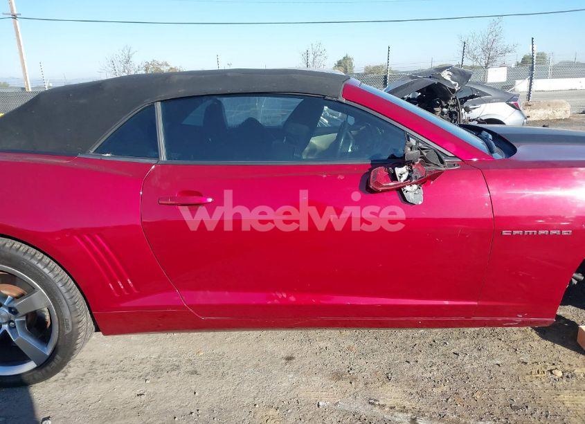 Photo 13 of 2011 Chevrolet Camaro 2SS (VIN 2G1FK3DJ1B9179045)