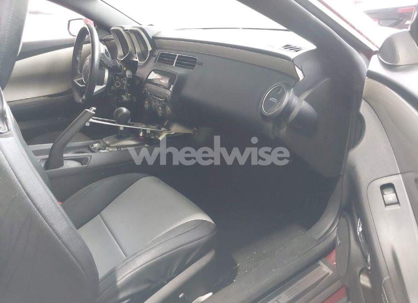 Photo 5 of 2011 Chevrolet Camaro 2SS (VIN 2G1FK3DJ1B9179045)