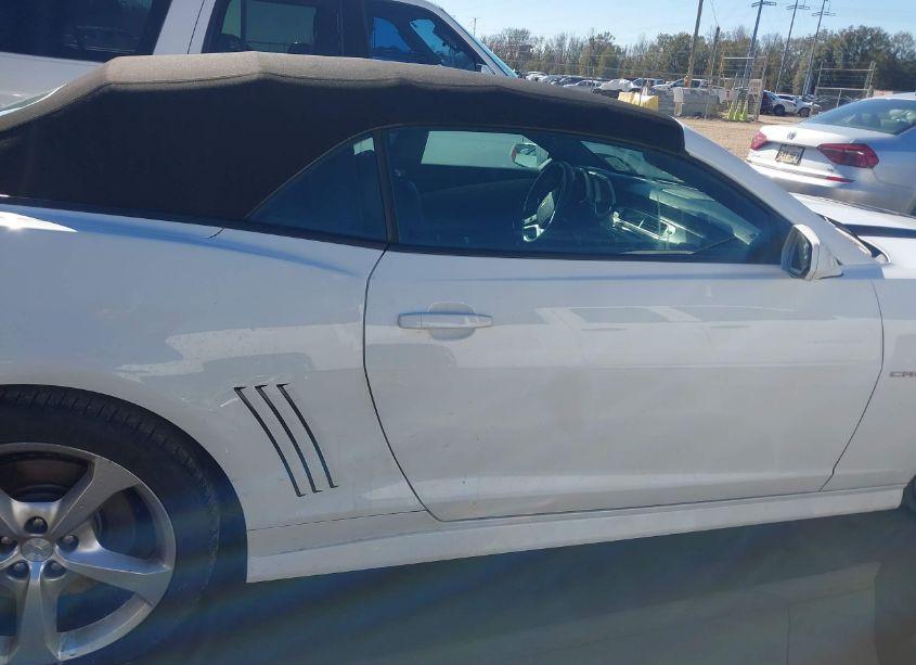 Photo 13 of 2015 Chevrolet Camaro 2SS (VIN 2G1FK3DJ1F9276591)