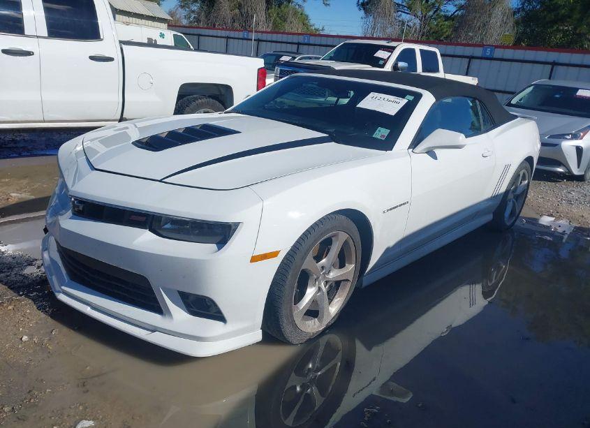 Photo 2 of 2015 Chevrolet Camaro 2SS (VIN 2G1FK3DJ1F9276591)