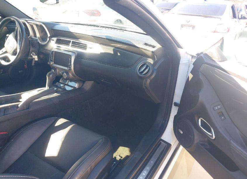 Photo 5 of 2015 Chevrolet Camaro 2SS (VIN 2G1FK3DJ1F9276591)