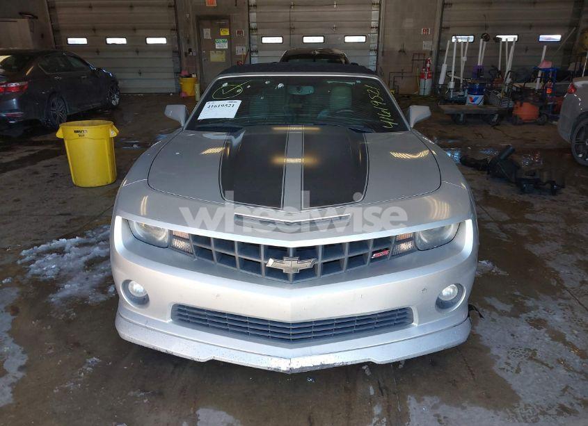 Photo 13 of 2011 Chevrolet Camaro 2SS (VIN 2G1FK3DJ2B9187333)