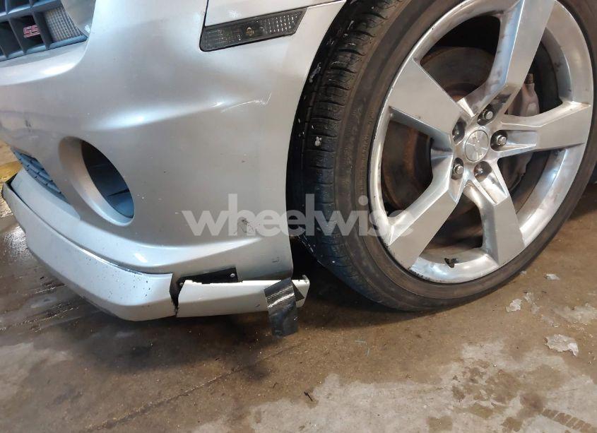 Photo 18 of 2011 Chevrolet Camaro 2SS (VIN 2G1FK3DJ2B9187333)