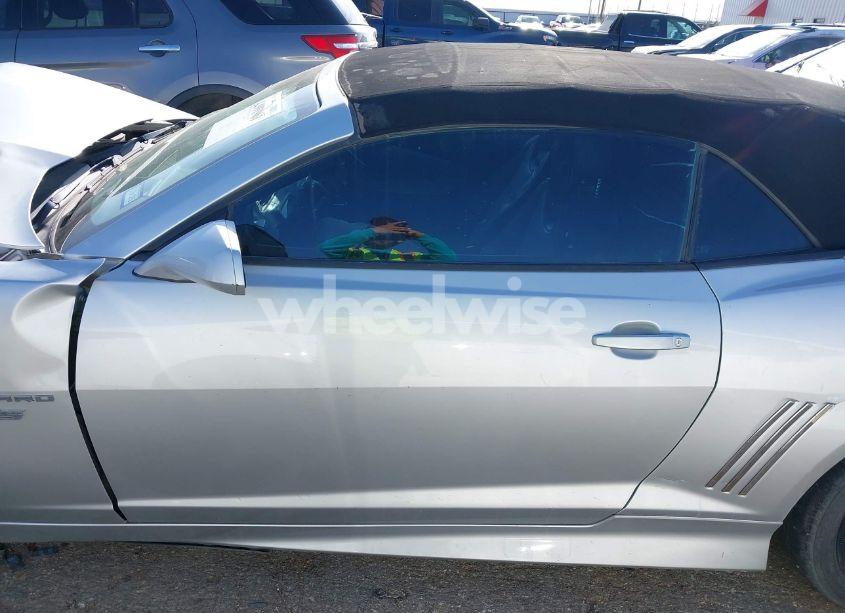 Photo 15 of 2012 Chevrolet Camaro 2SS (VIN 2G1FK3DJ2C9131099)