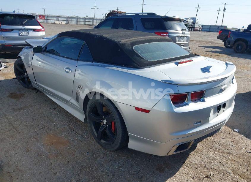 Photo 3 of 2012 Chevrolet Camaro 2SS (VIN 2G1FK3DJ2C9131099)