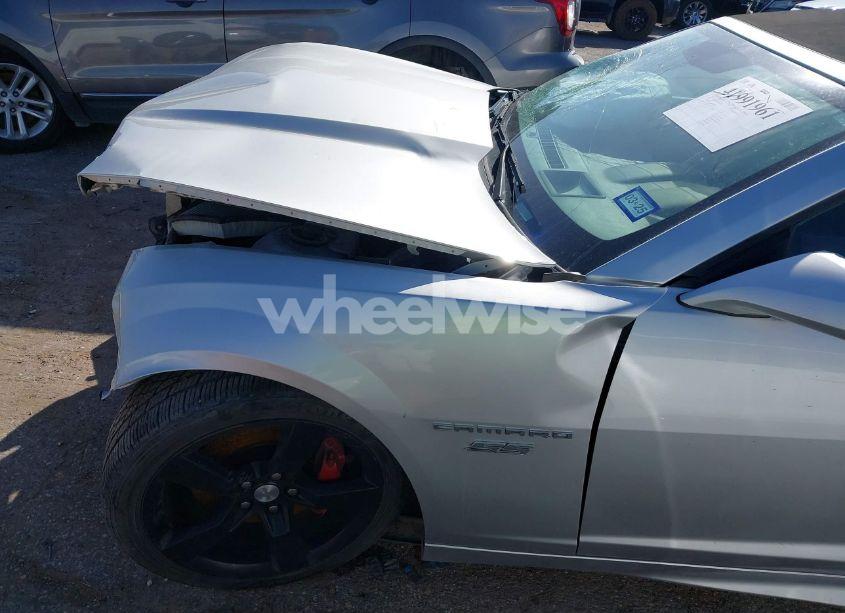 Photo 6 of 2012 Chevrolet Camaro 2SS (VIN 2G1FK3DJ2C9131099)