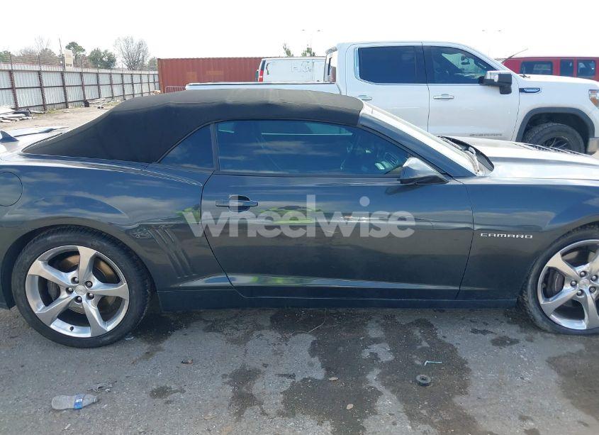 Photo 14 of 2014 Chevrolet Camaro SS (VIN 2G1FK3DJ3E9135813)
