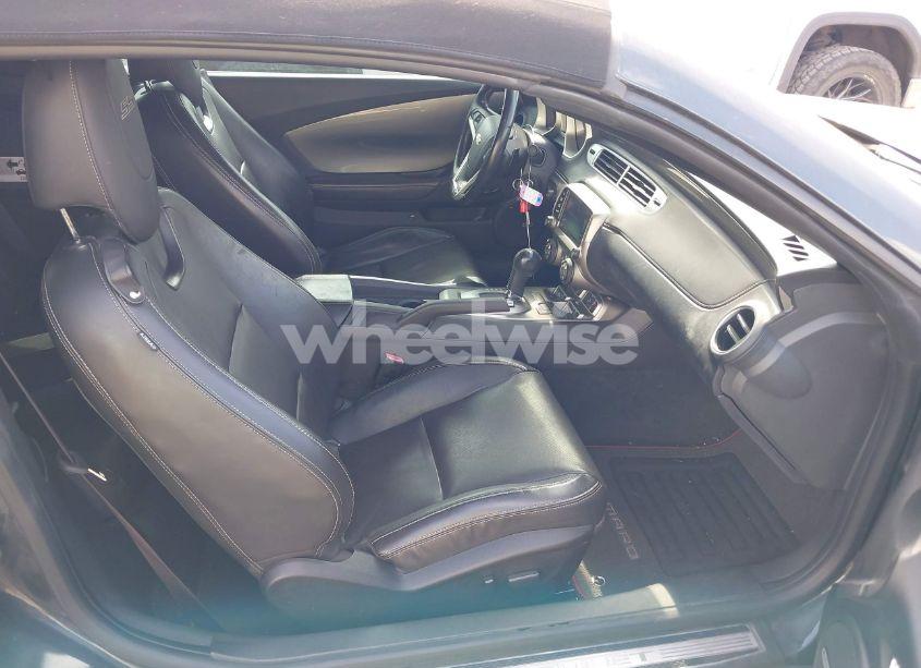 Photo 5 of 2014 Chevrolet Camaro SS (VIN 2G1FK3DJ3E9135813)