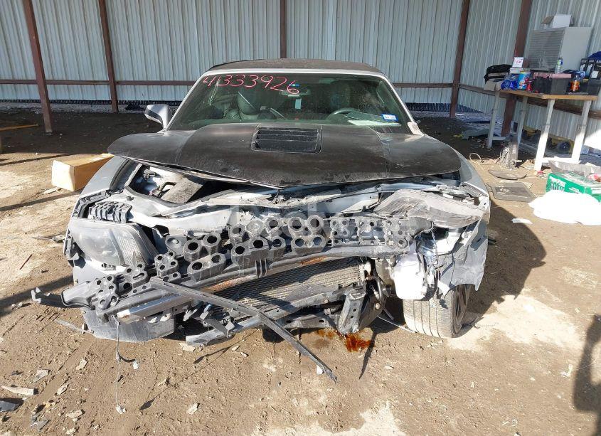 Photo 12 of 2011 Chevrolet Camaro 2SS (VIN 2G1FK3DJ4B9210031)