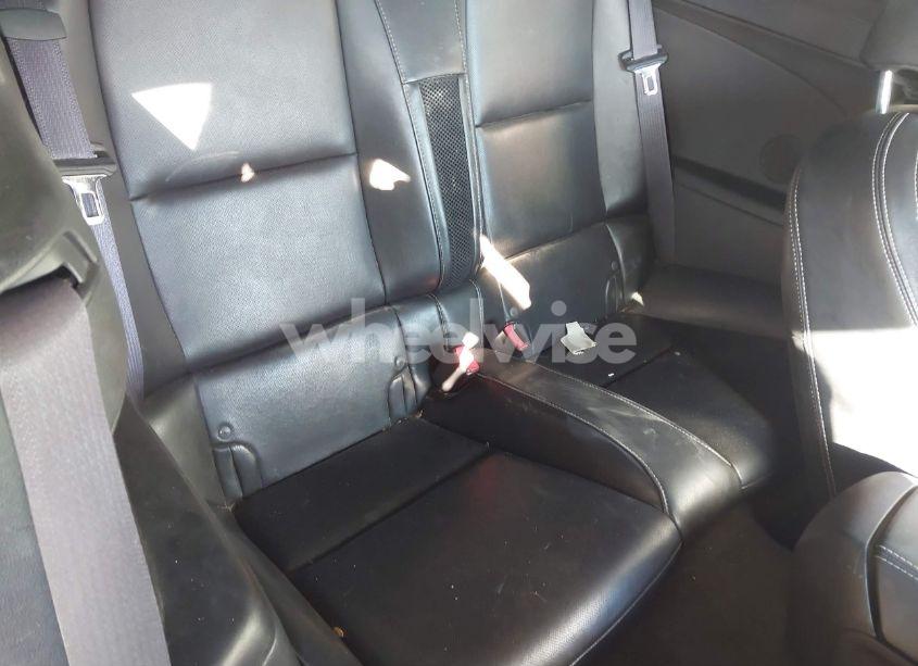 Photo 8 of 2011 Chevrolet Camaro 2SS (VIN 2G1FK3DJ4B9210031)