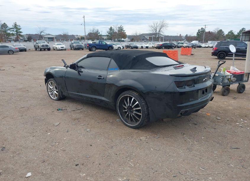 Photo 3 of 2011 Chevrolet Camaro 2SS (VIN 2G1FK3DJ6B9160586)
