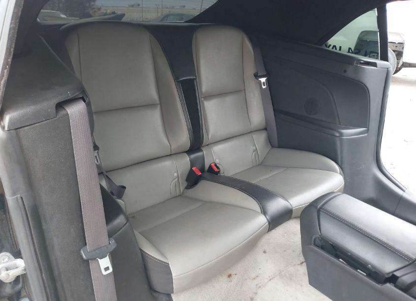 Photo 8 of 2011 Chevrolet Camaro 2SS (VIN 2G1FK3DJ6B9160586)