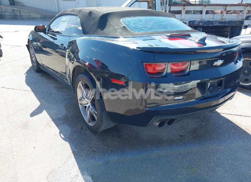 Photo 3 of 2012 Chevrolet Camaro 2SS (VIN 2G1FK3DJ6C9107968)