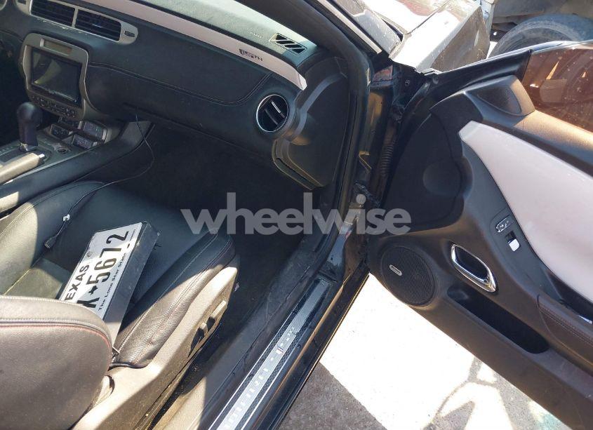 Photo 5 of 2012 Chevrolet Camaro 2SS (VIN 2G1FK3DJ6C9107968)