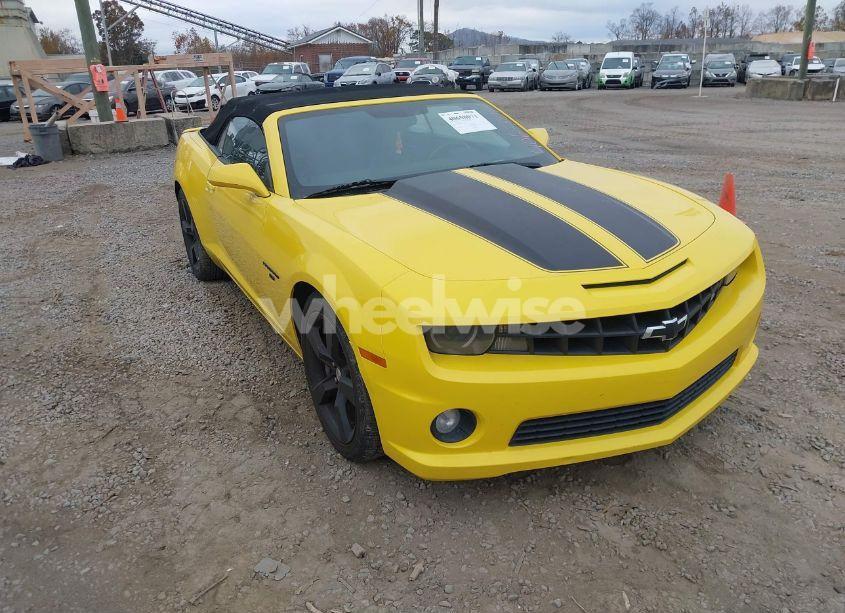 2011 Chevrolet Camaro 2SS (VIN 2G1FK3DJ7B9166848) main photo