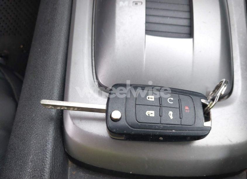 Photo 11 of 2011 Chevrolet Camaro 2SS (VIN 2G1FK3DJ7B9166848)