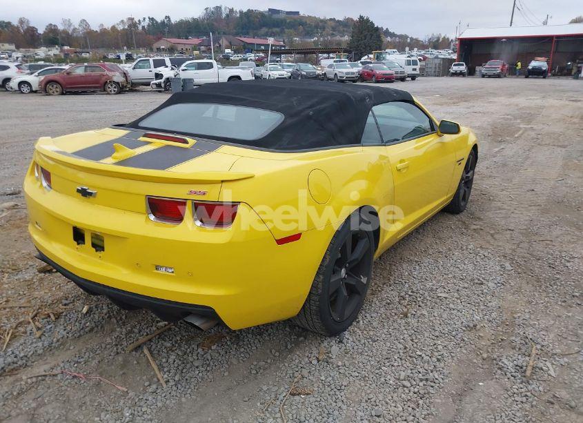 Photo 4 of 2011 Chevrolet Camaro 2SS (VIN 2G1FK3DJ7B9166848)