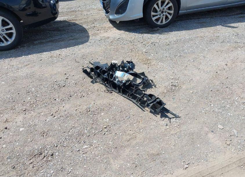 Photo 12 of 2011 Chevrolet Camaro 2SS (VIN 2G1FK3DJ7B9189742)