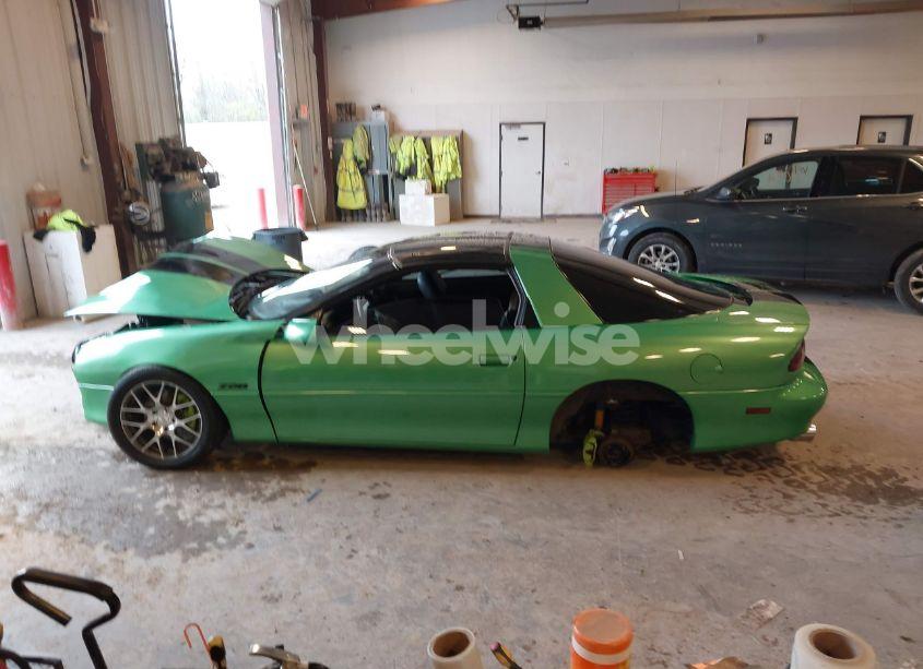 Photo 13 of 2000 Chevrolet Camaro Z28 (VIN 2G1FP22G0Y2103689)