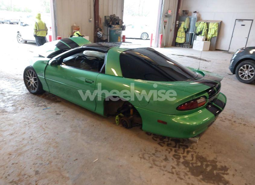 Photo 3 of 2000 Chevrolet Camaro Z28 (VIN 2G1FP22G0Y2103689)