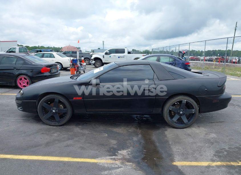 Photo 14 of 2002 Chevrolet Camaro Z28 (VIN 2G1FP22G222120078)