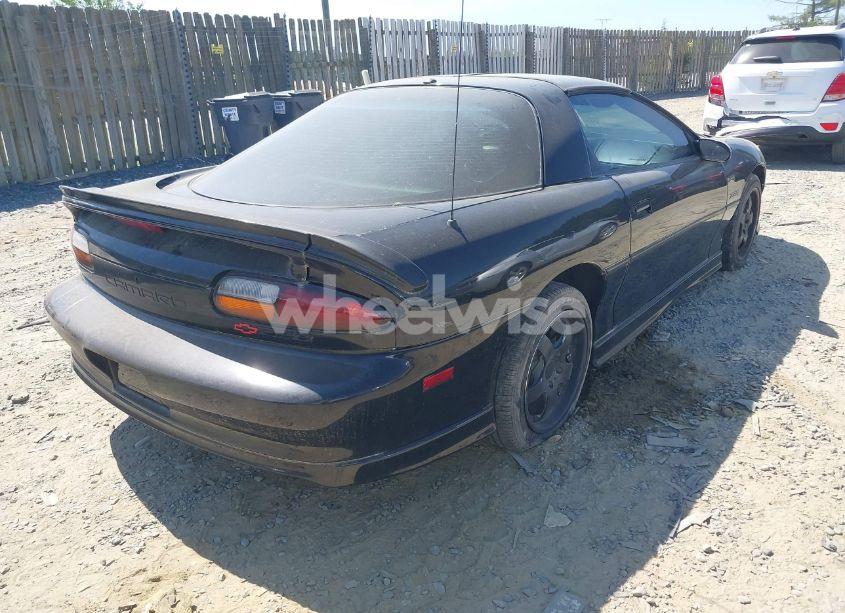 Photo 4 of 1998 Chevrolet Camaro Z28 (VIN 2G1FP22G2W2118336)