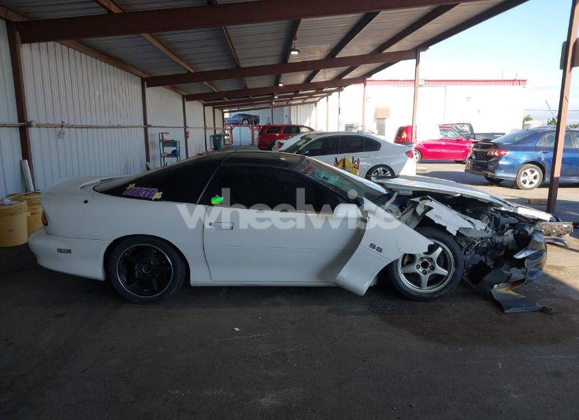 Photo 13 of 2000 Chevrolet Camaro Z28 (VIN 2G1FP22G5Y2111867)