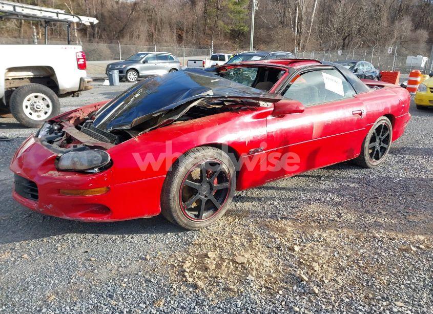 Photo 2 of 2000 Chevrolet Camaro Z28 (VIN 2G1FP22G6Y2132582)