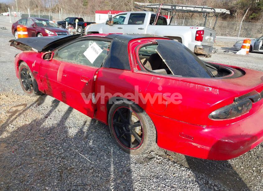 Photo 3 of 2000 Chevrolet Camaro Z28 (VIN 2G1FP22G6Y2132582)