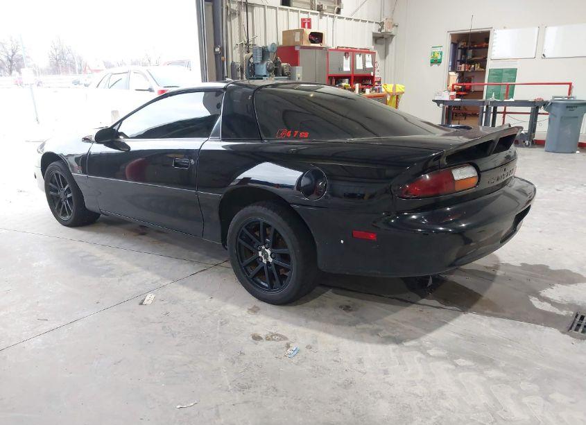 Photo 3 of 2000 Chevrolet Camaro Z28 (VIN 2G1FP22G6Y2159264)