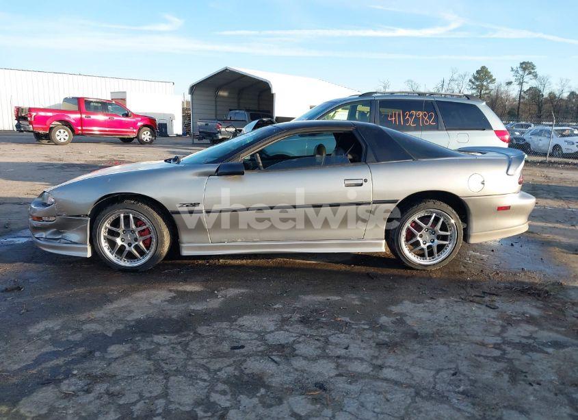 Photo 14 of 1999 Chevrolet Camaro Z28 (VIN 2G1FP22G8X2125177)