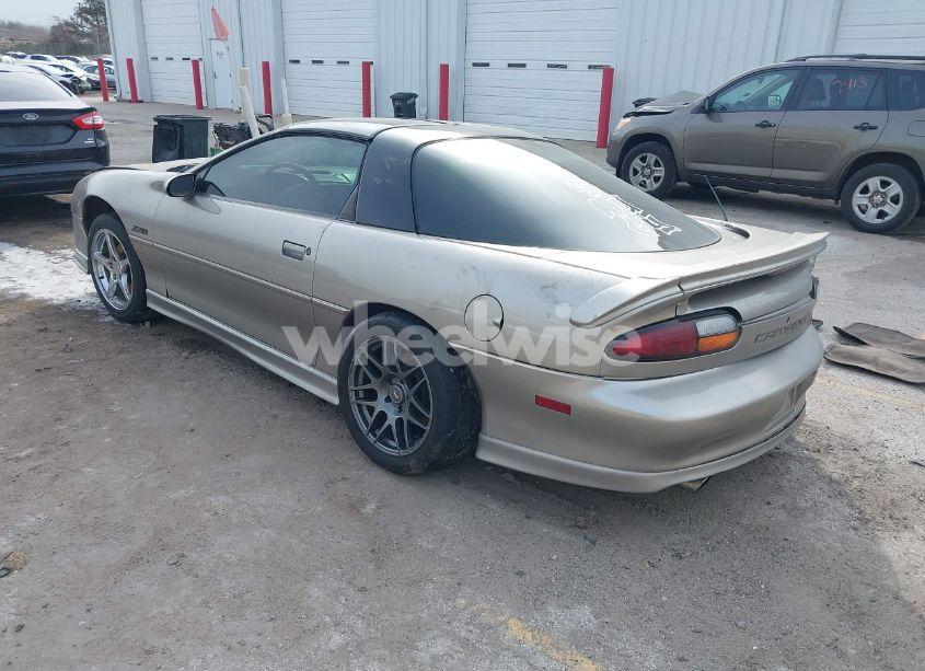 Photo 3 of 2002 Chevrolet Camaro Z28 (VIN 2G1FP22GX22123181)