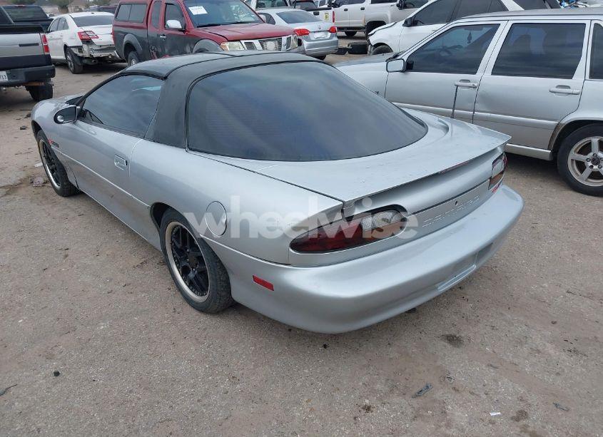 Photo 3 of 2002 Chevrolet Camaro Z28 (VIN 2G1FP22GX22148937)