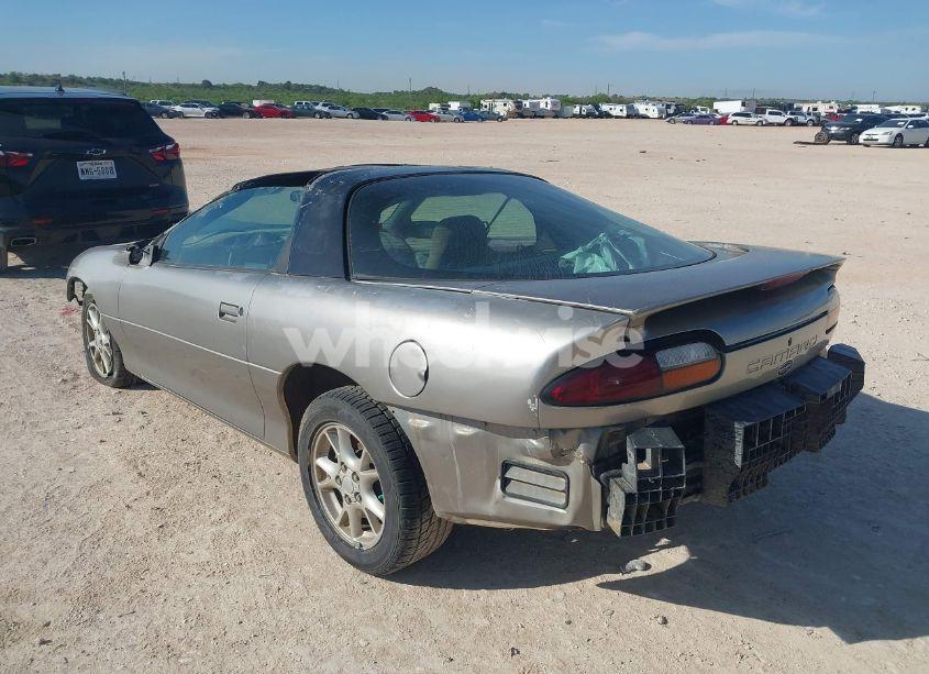 Photo 3 of 2002 Chevrolet Camaro (VIN 2G1FP22K022100951)