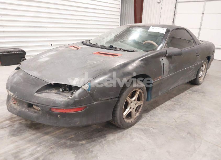 Photo 2 of 1996 Chevrolet Camaro RS (VIN 2G1FP22K1T2121924)