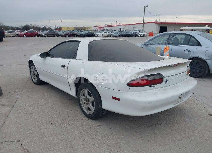 Photo 3 of 1997 Chevrolet Camaro (VIN 2G1FP22K1V2139391)