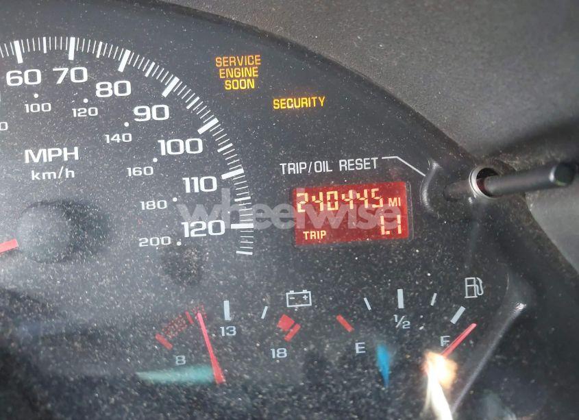 Photo 7 of 2000 Chevrolet Camaro (VIN 2G1FP22K1Y2101843)