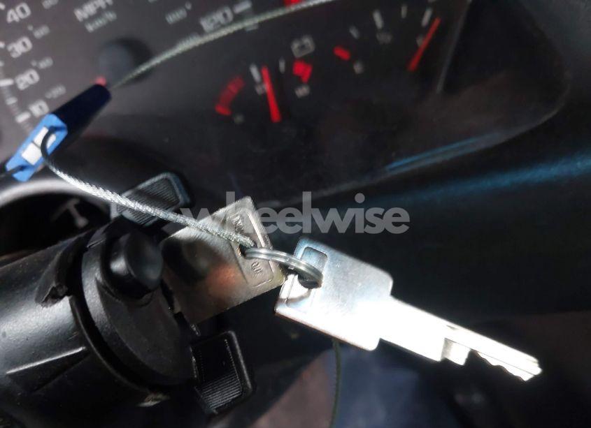 Photo 11 of 2000 Chevrolet Camaro (VIN 2G1FP22K2Y2108140)